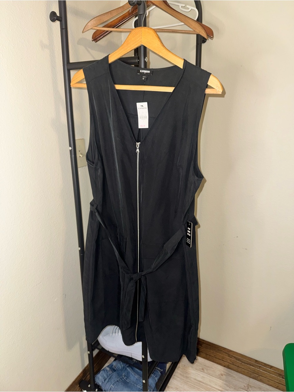 Express Black Sleeveless Zip-Front Tie-Waist Dress